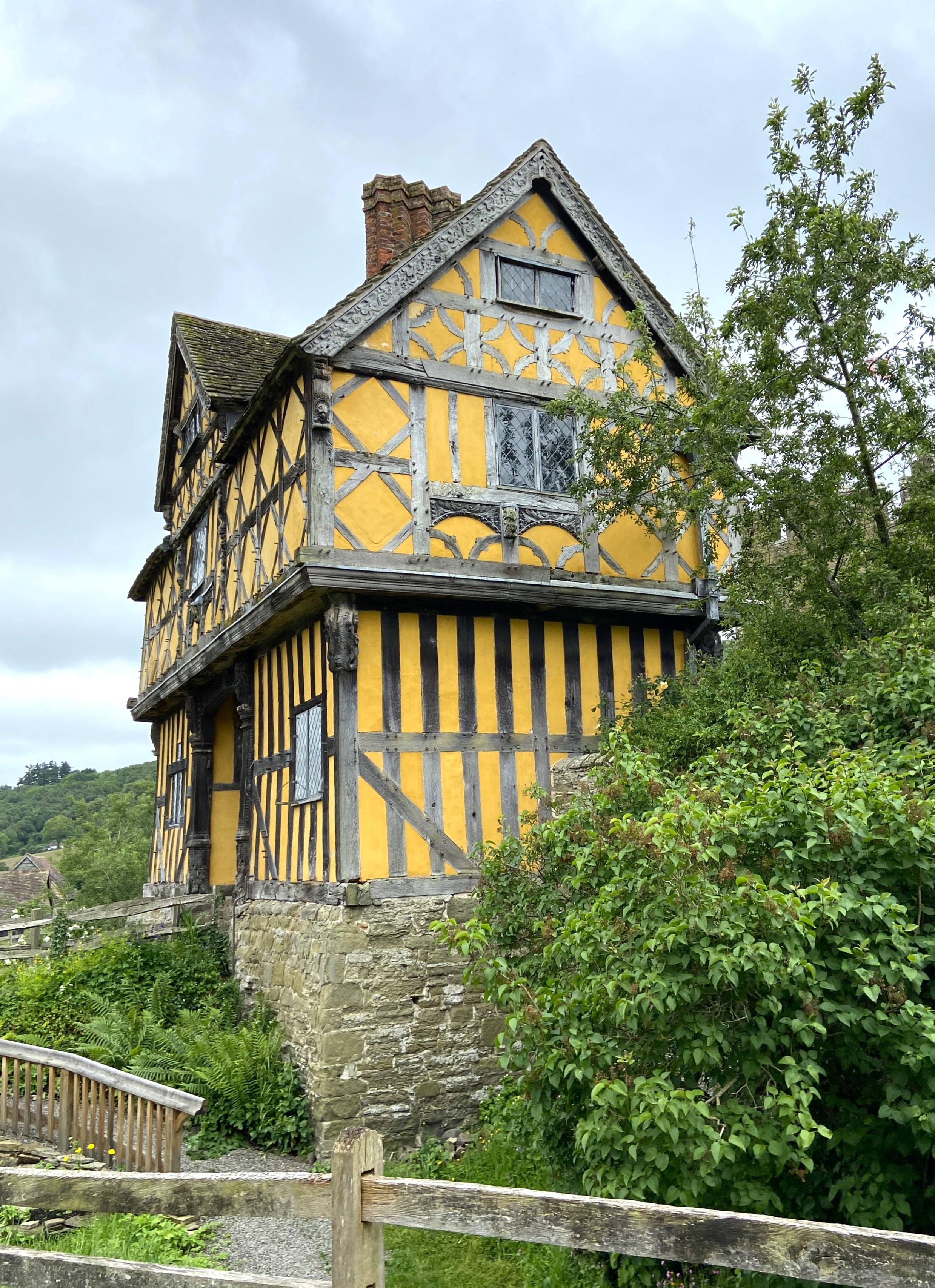 Stokesay Castle